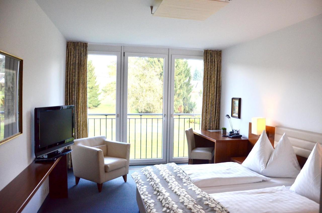 Hotel Alhartinger Hof Leonding Bagian luar foto