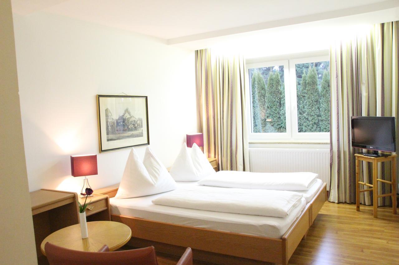 Hotel Alhartinger Hof Leonding Ruang foto