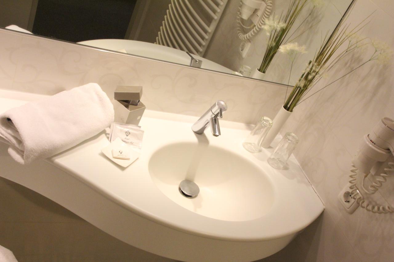 Hotel Alhartinger Hof Leonding Ruang foto