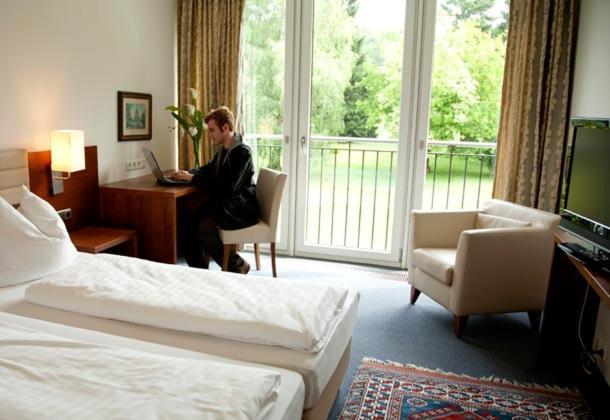Hotel Alhartinger Hof Leonding Bagian luar foto